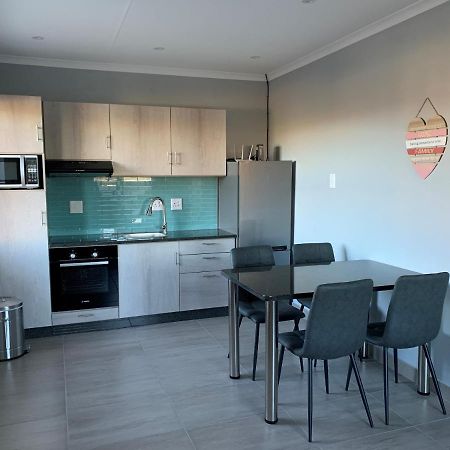 Elephant House, 2 Bedroom House, Next To Pilanesberg And Sun City Mogwase Eksteriør bilde